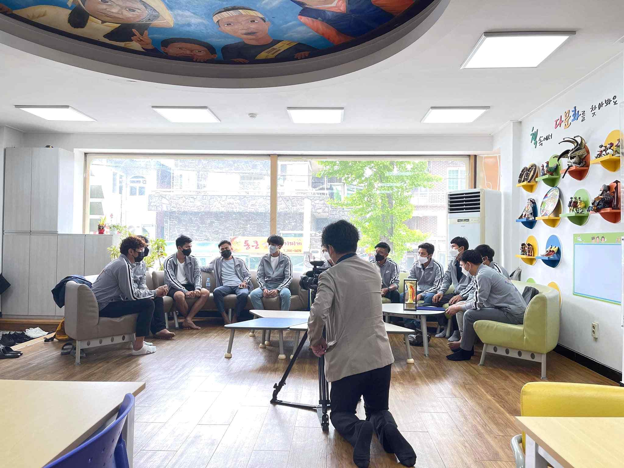 Indoor counseling and community meeting session